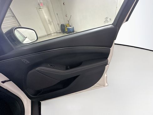 Used 2024 Ford Mustang Mach-E Select image 31