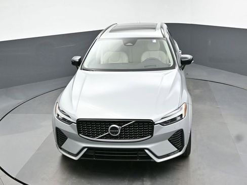 Used 2024 Volvo XC60 B5 Ultimate w/ Protection Package Premier image 42