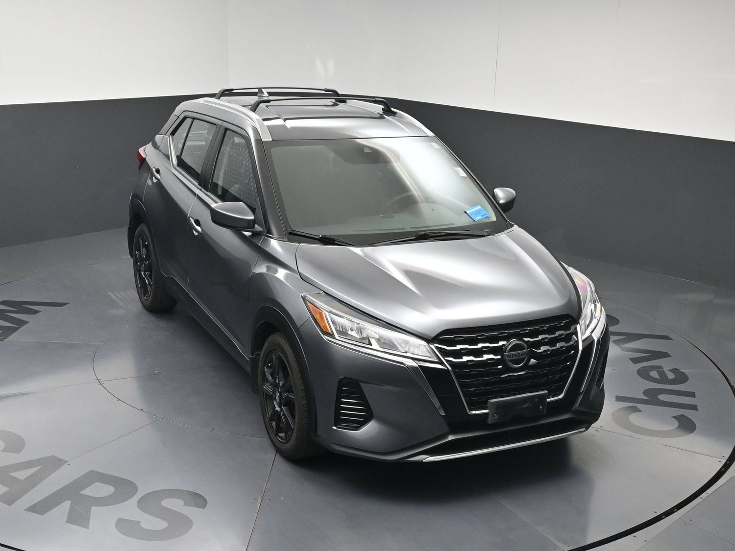 Used 2021 Nissan Kicks SV w/ Interior Electronics Package FWD image 14