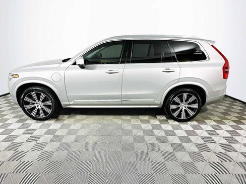 Certified 2025 Volvo XC90 T8 Plus w/ Protection Package Premier image 4