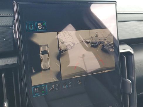 New 2026 GMC Acadia AT4 w/ Luxury Package image 18