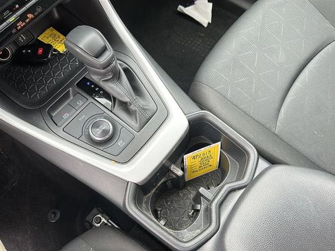 Certified 2025 Toyota RAV4 XLE image 21