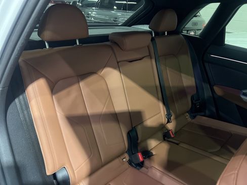 Used 2024 Audi Q3 2.0T Premium Plus image 38