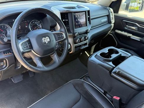 Used 2020 RAM 1500 Laramie w/ Off Road Group AWD/4WD image 8