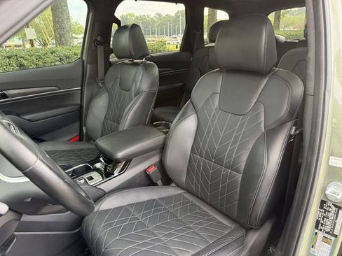 Certified 2024 Kia Telluride SX Prestige X-Line AWD/4WD image 12