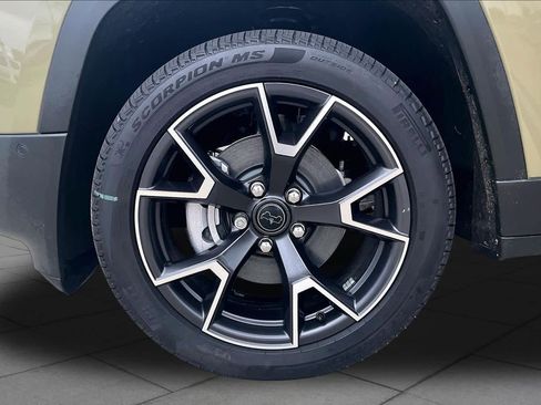 New 2026 Jeep Cherokee Overland w/ Advanced Pro Tech Group AWD/4WD image 11