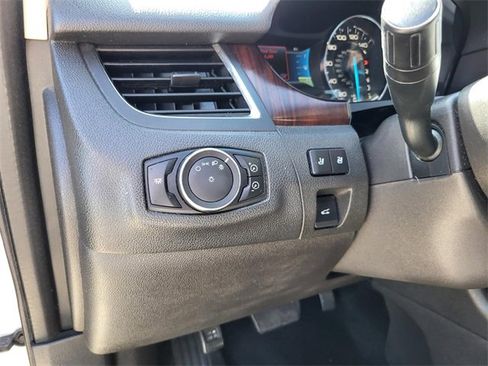 Used 2013 Ford Edge Limited w/ Driver Entry Pkg image 15