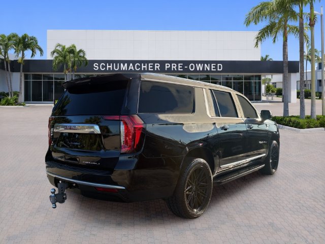 Certified 2024 GMC Yukon XL Denali AWD/4WD image 3