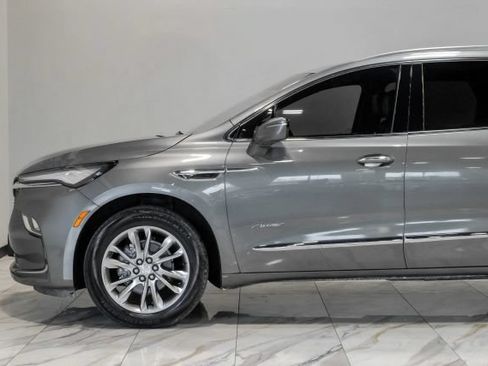 Used 2022 Buick Enclave Avenir w/ Trailering Package, 5000 lbs. FWD image 17