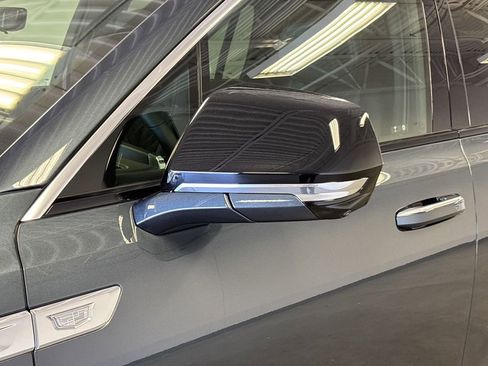 New 2025 Cadillac Escalade IQ Luxury 1 image 9