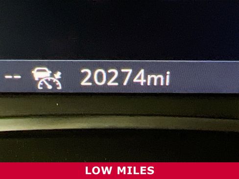 Used 2024 Chevrolet Blazer LT w/ Convenience Package image 17