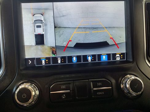 Used 2021 GMC Sierra 1500 AT4 w/ AT4 Premium Package AWD/4WD image 13
