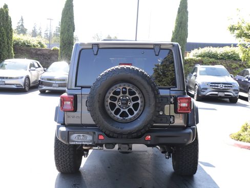 Used 2022 Jeep Wrangler Unlimited Rubicon w/ Xtreme Recon 35" Tire Package AWD/4WD image 9