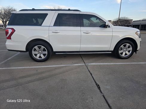 Used 2020 Ford Expedition Max XLT w/ Equipment Group 202A image 8