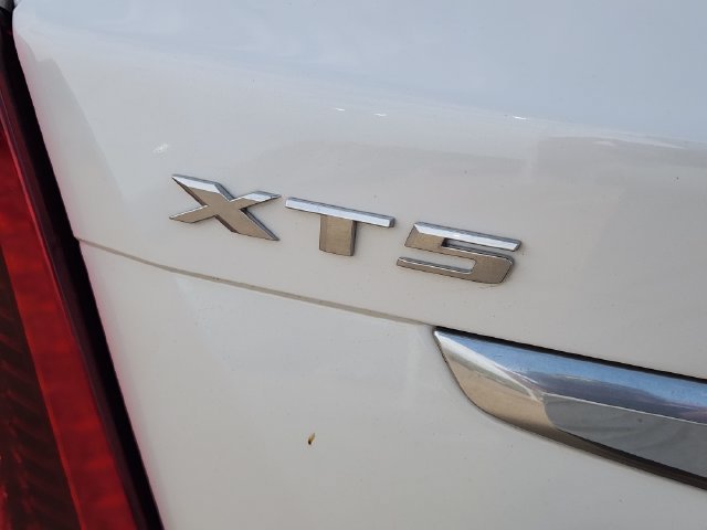 Used 2021 Cadillac XT5 Premium Luxury FWD image 10