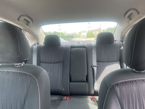 Used 2019 Nissan Sentra SV image 18