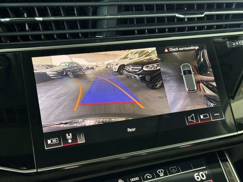 Used 2021 Audi Q7 3.0T Prestige w/ Prestige Package image 4