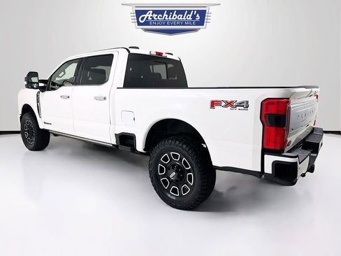 Used 2024 Ford F350 Platinum image 4