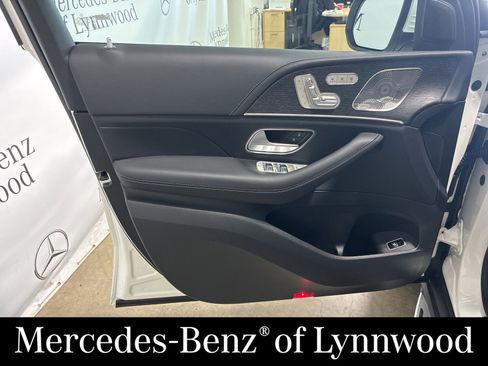 New 2026 Mercedes-Benz GLS 450 4MATIC image 6