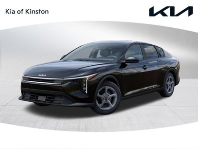 New 2025 Kia K4 LXS