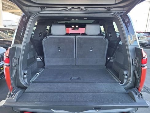 Used 2023 Rivian R1S Adventure image 19