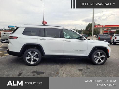 New 2025 Jeep Grand Cherokee L Limited AWD/4WD image 15