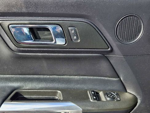 Used 2015 Ford Mustang Premium RWD image 22