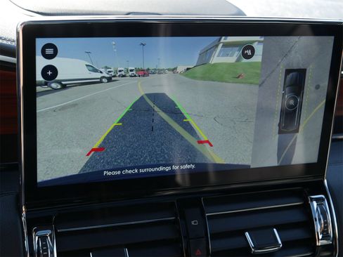 Used 2024 Lincoln Navigator Premiere image 27