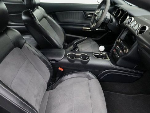 Used 2019 Ford Mustang Shelby GT350 w/ Technology Package image 22