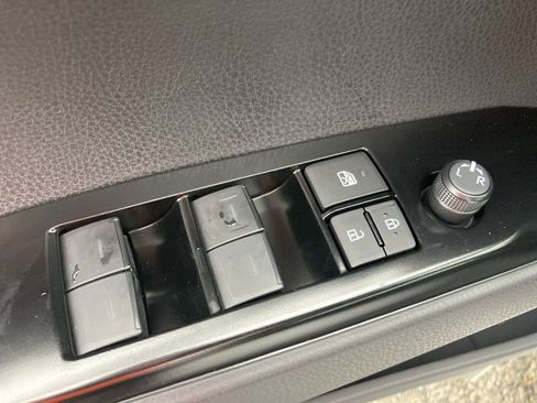 Certified 2026 Toyota Camry SE w/ Convenience Package image 15