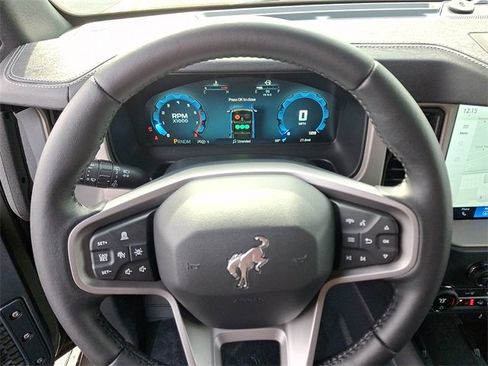 New 2025 Ford Bronco Outer Banks image 15