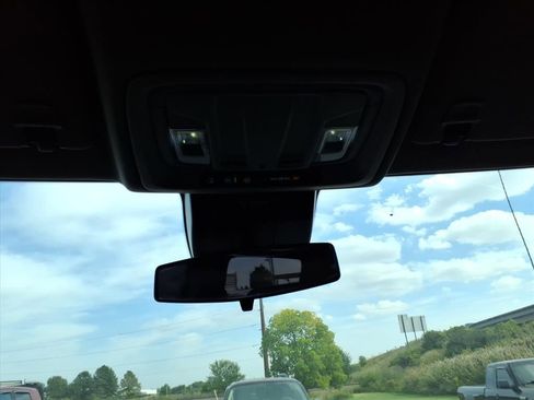 Used 2022 Chevrolet Silverado 1500 RST w/ Z71 Off-Road Package image 22