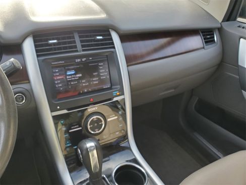 Used 2013 Ford Edge Limited image 28
