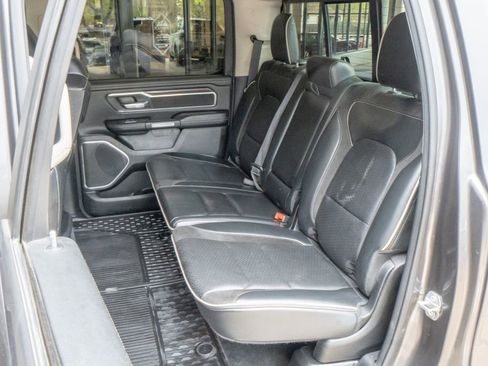 Used 2022 RAM 1500 Laramie AWD/4WD image 17