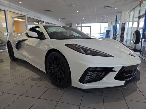 New 2026 Chevrolet Corvette Stingray Convertible w/ Z51 Performance Package RWD image 2