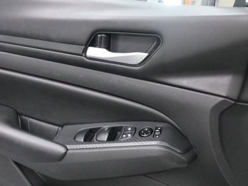 Used 2021 Nissan Altima 2.5 S FWD image 23