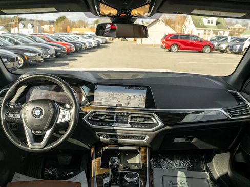 Used 2019 BMW X5 xDrive40i w/ Convenience Package image 17