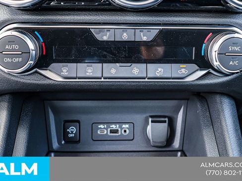 Used 2025 Nissan Sentra SV w/ All-Weather Package image 32