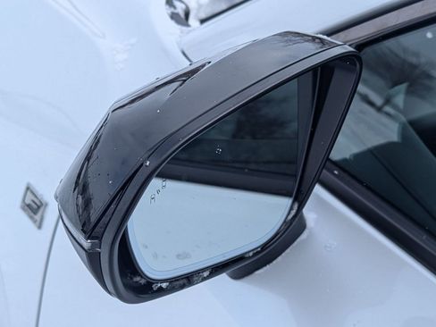 New 2026 Lexus TX 500h AWD image 18