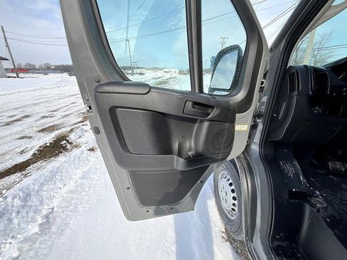 New 2026 RAM ProMaster 2500 w/ Convenience Group image 11