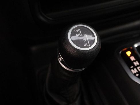 Used 2022 Jeep Wrangler Unlimited Sport image 19