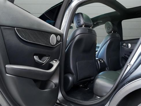 Used 2018 Mercedes-Benz GLC 300 4MATIC image 50