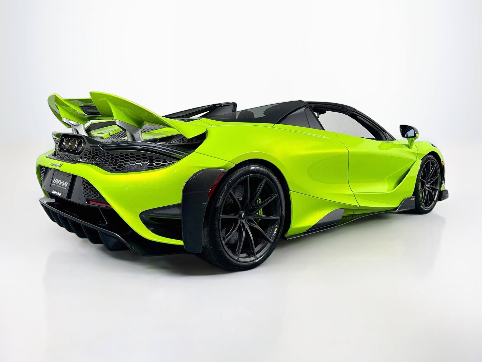 Used 2022 McLaren 765LT RWD image 5