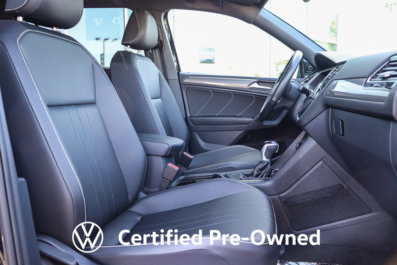 Used 2023 Volkswagen Tiguan SE R-Line FWD image 16