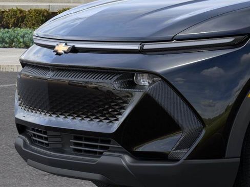 New 2026 Chevrolet Equinox EV LT AWD/4WD image 13