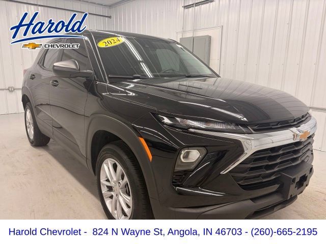 Used 2024 Chevrolet TrailBlazer LS w/ LS Convenience Package AWD/4WD image 1