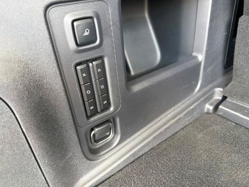 Certified 2025 Ford Expedition Active AWD/4WD image 19