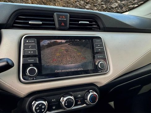 Used 2021 Nissan Versa SV image 19