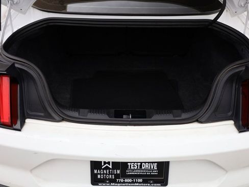 Used 2019 Ford Mustang GT image 12