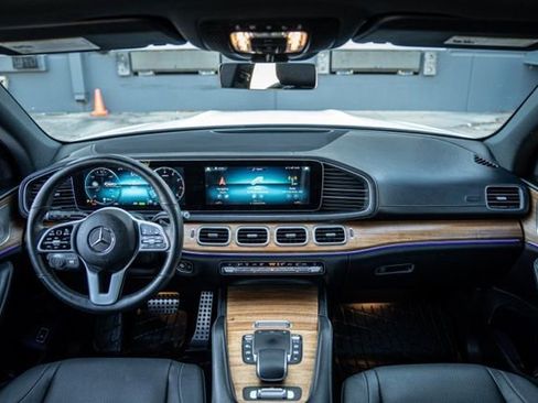 Used 2022 Mercedes-Benz GLS 450 4MATIC w/ AMG Line Exterior image 27